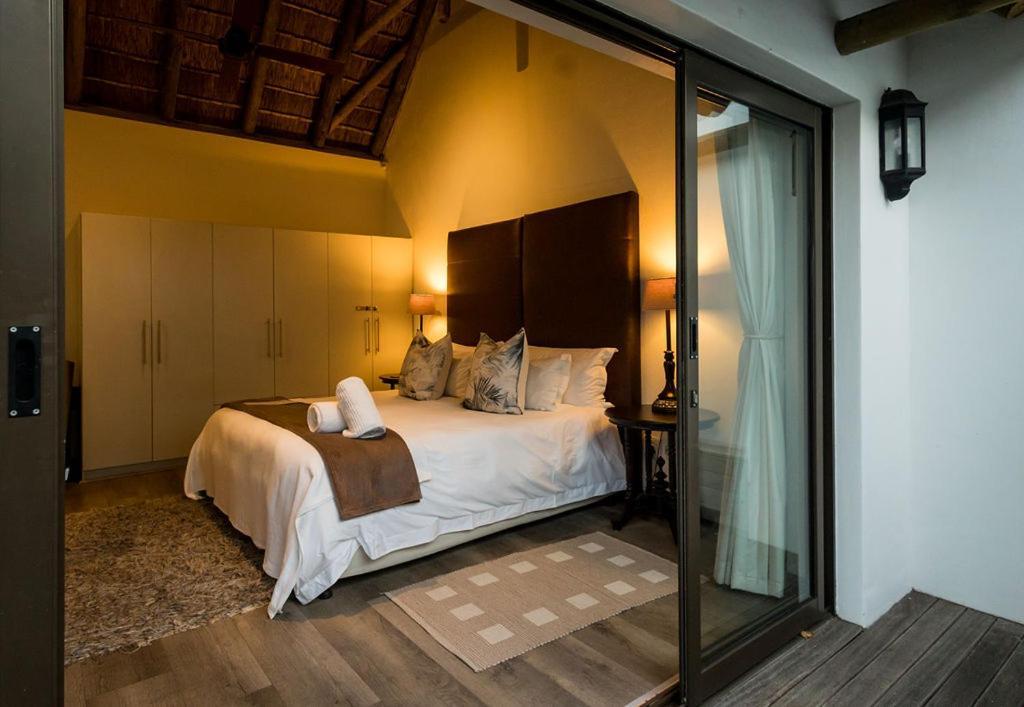 St Francis Golf Lodge Сент Френсис Бей Екстериор снимка