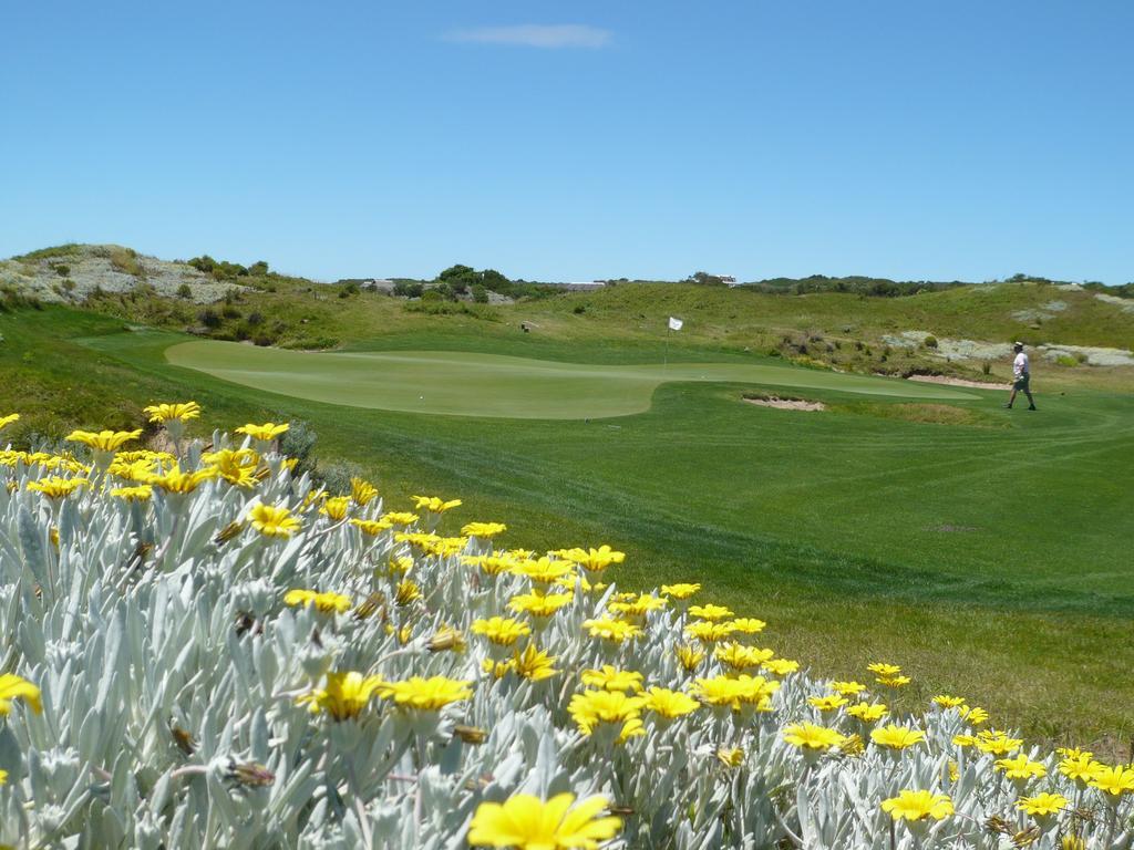 St Francis Golf Lodge Сент Френсис Бей Екстериор снимка